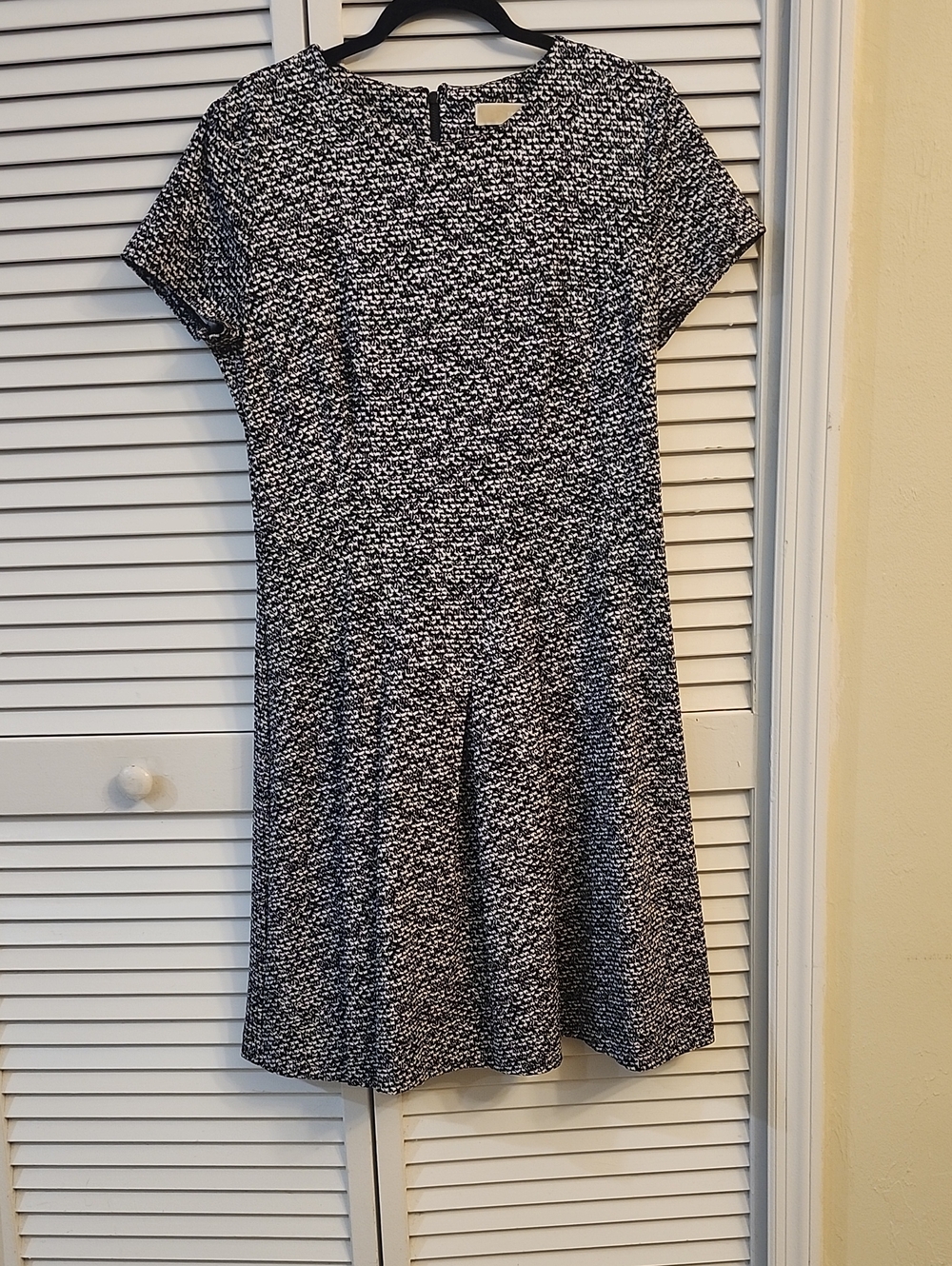 Michael Kors Black and White Textured Short-Sleeve Mini Dress